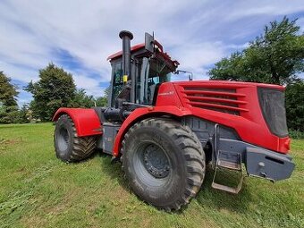 Kolesový traktor Kirovec K744 (kĺbový)