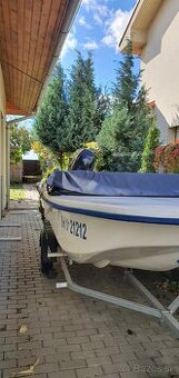 Predam Motorový čln