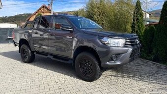TOYOTA HILUX 2.4DI-D - PREDAJ AJ NA SPLÁTKY