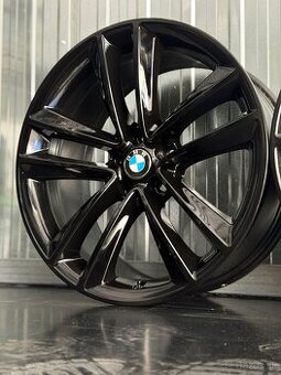 #37 Elektróny originál BMW r19