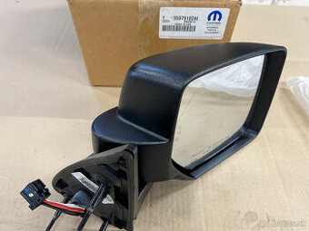 Prave zrkadlo Dodge Nitro