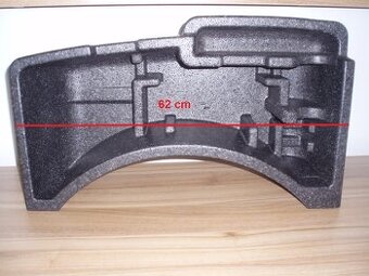 Polystyrén. vložka-priehradka-organizér v kufri pri rezerve