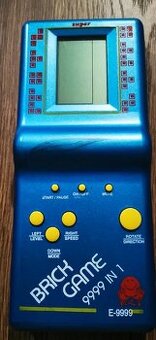 Predám retro Hru Brick game E - 9999 in 1