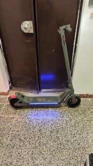 Elektrická kolobežka LEQUISMART