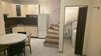 Moderný 2-izbový mezonet v RD so samostatným vchodom