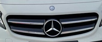 Predná mriežka Mercedes Benz