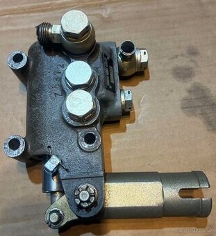 Hydraulická ručná pumpa