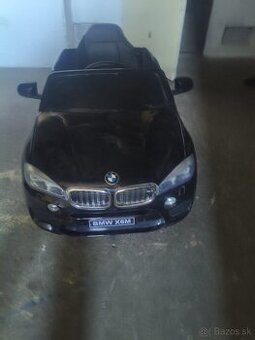 Darujem elektrické autíčko