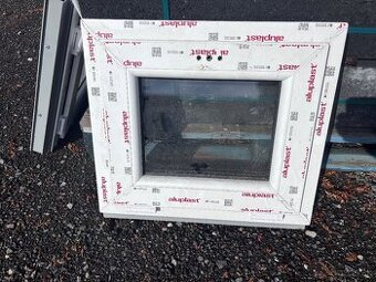Plastove okno aluplast antracit