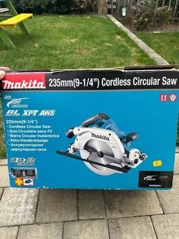 Makita DHS900zu