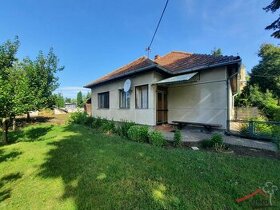 3-izbový dom na predaj, Michal nad Žitavou, pozemok 2360 m2 - 1