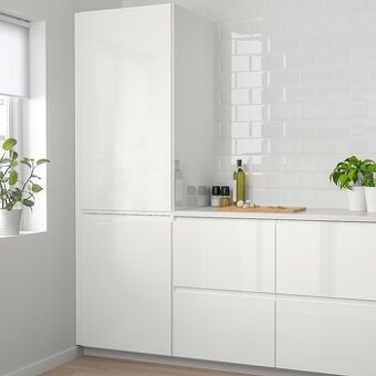 VOXTORP lesklá biela IKEA dvierka, čelá