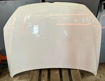 Predna kapota vw passat b7 sedan/combi