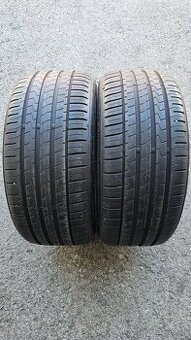 215/40R17