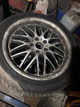 235/45 r18