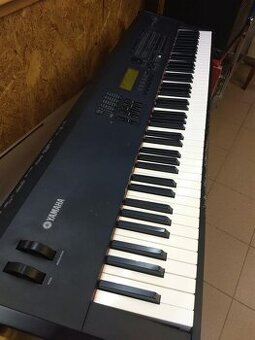Predám syntetizér Yamaha S90 - 1