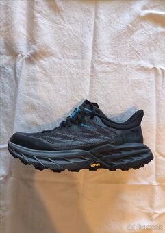HOKA - 1