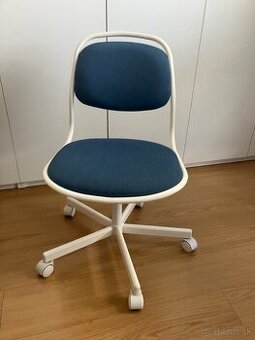 Detská stolička Ikea k písaciemu stolu