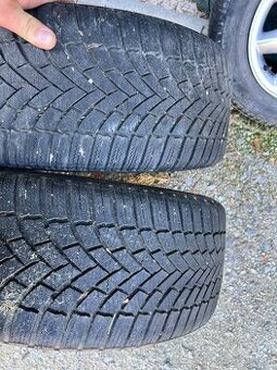 Zimne pneumatiky 215/40r17