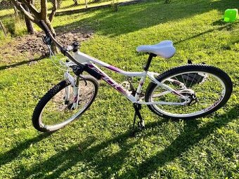 Predam dievčenský bicykel