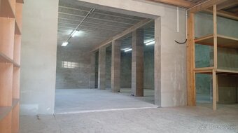 Skladove priestory, kancelaria(byt)