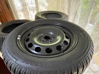 zimne pneu195/60 r16 +disky 5X100 6jx16 et35 45
