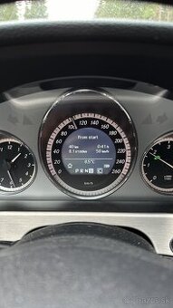 Predám E350CDI Mercedes Benz 4matic