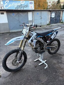Suzuki RMZ 250