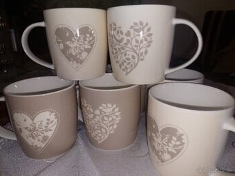 Predám šálky na čaj 8x