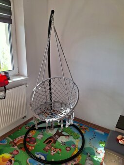 Hojdacie zavesne kreslo