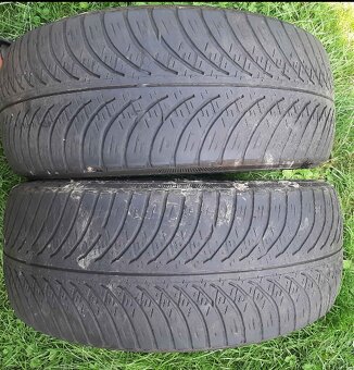 Predám zimné pneu 195/55 R15