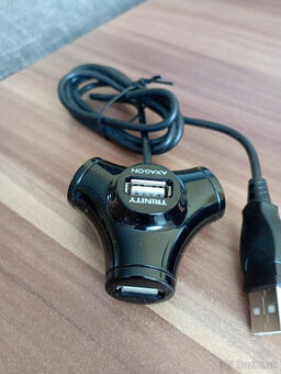 USB rozbočovač Axagon HUE-X3B