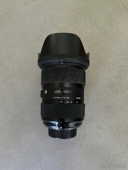 Sigma 24-35mm f/2 Nikon