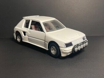 Peugeot 205 TURBO 1:25 BBurago