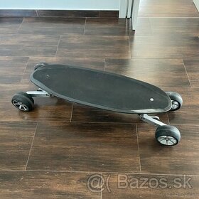 Elektrický skateboard - 1