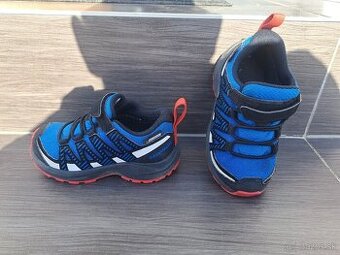 Predám nízke detské turistické topánky salomon xa pro 3d v8