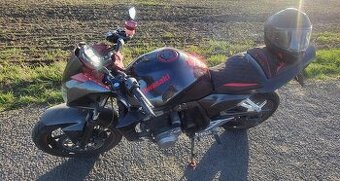 Kawasaki Z750