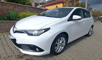 Toyota Auris 1,6 benzin, kup SR-2018,slusna vybava