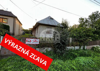 VÝNIMOČNÁ ZĽAVA Tehlový vidiecky dom v obci Pusté Čemerné