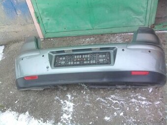 Predam na seat ibiza zadny naraznik 2002-2009