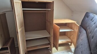 Predam 2 detske skrine Ikea