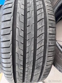 Pneu 245 45 r19