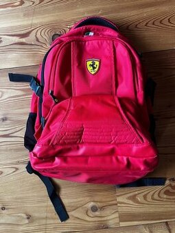 Ferrari batoh na laptop