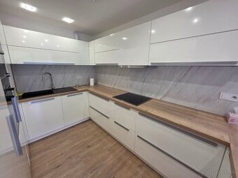 moderný, zariadený 3iz.,69 m2+2x loggia, Trenčianske Teplice