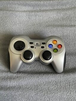 Logitech Wireless F710