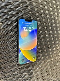 Predám IPhone 13 128GB