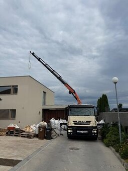 Autodoprava s hydraulickou rukou - dosah 25m - 1