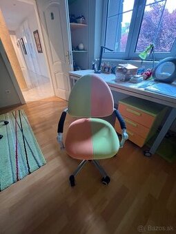 Kancelárska stolička,detská