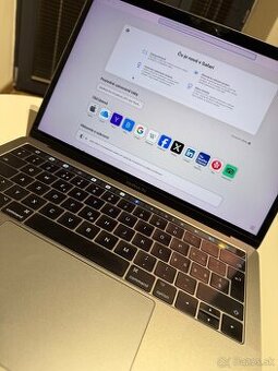MacBook Pro i7