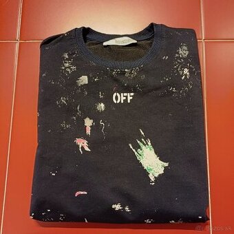Off-White čierna